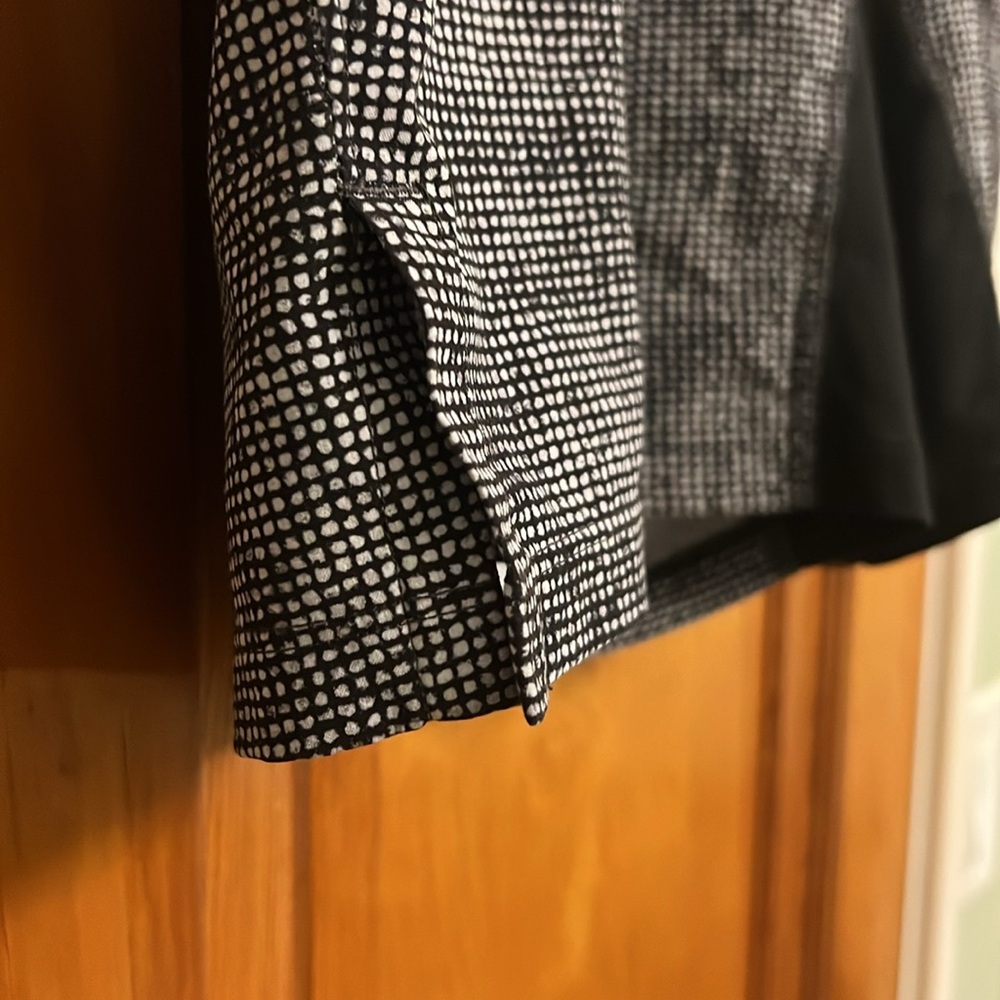 Lululemon T.H.E. Short 11" *Linerless - Picture 4 of 8